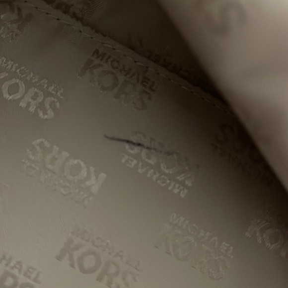 Michael Kors Hamilton Weekender - Picture 5 of 7